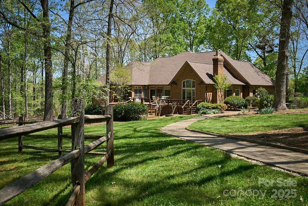 201 Hughes Creek - Photo 1