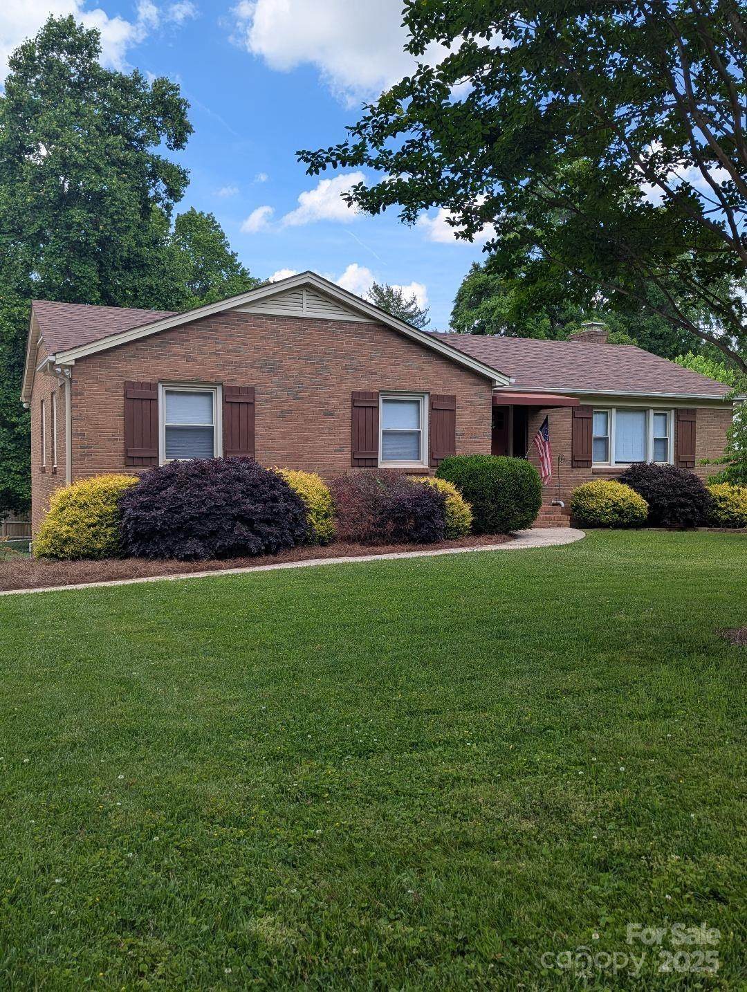 715 Gentry Place - Photo 1