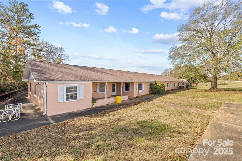 324 Horn Bottom Road - Photo 1