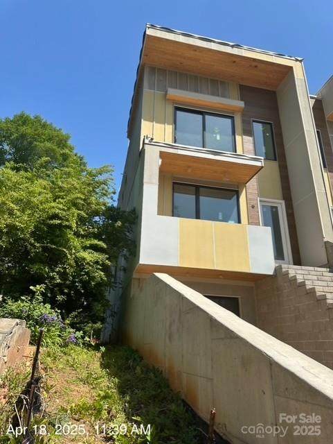 312 Wesley Heights Way - Photo 1