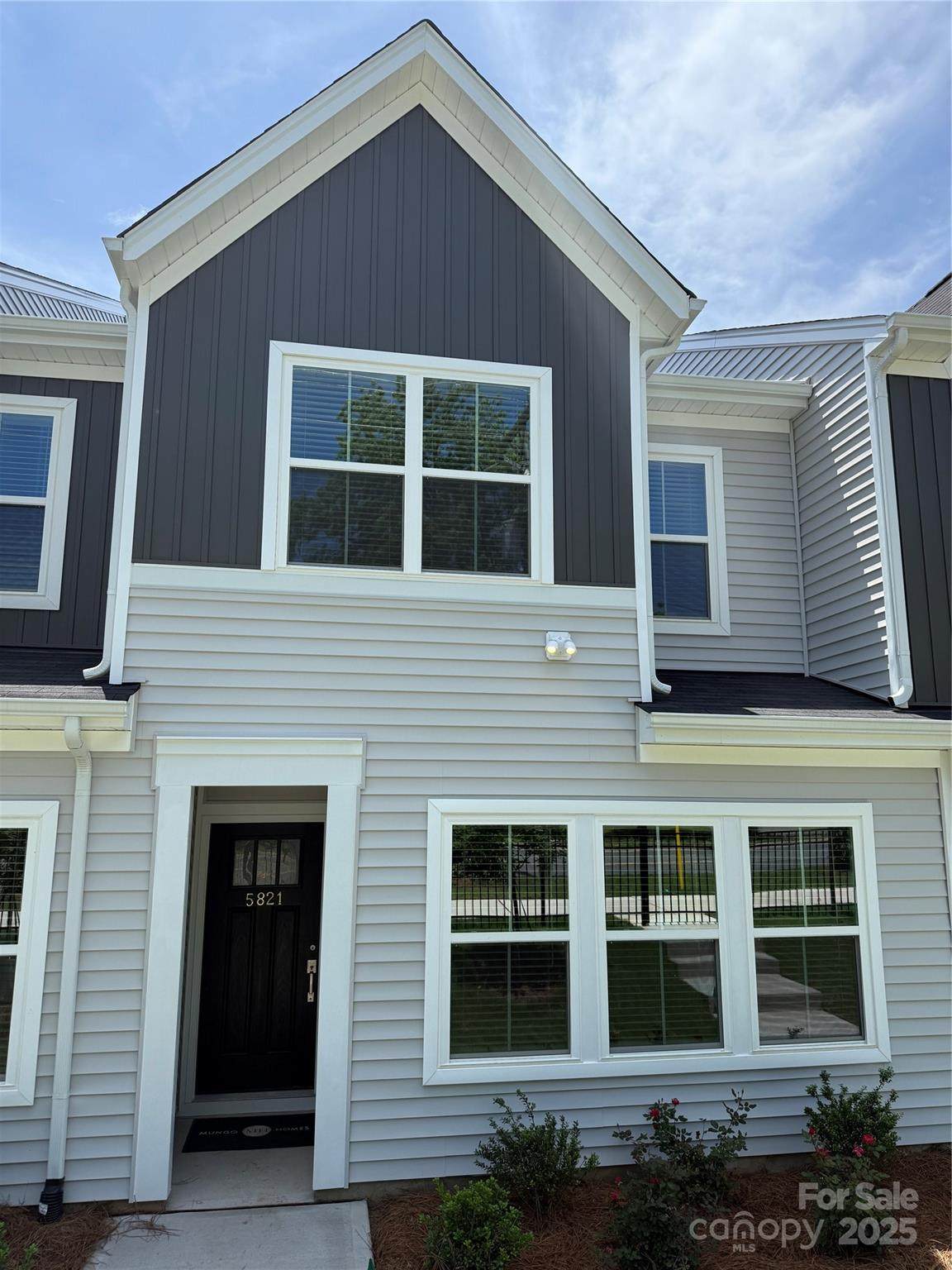 2910 Sloan Drive - Photo 1