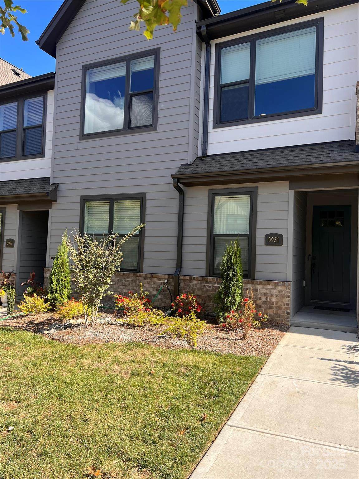 5931 Ardrey Kell Road - Photo 1