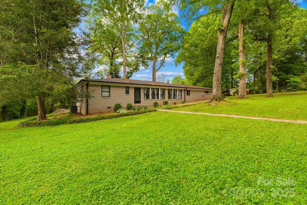 7022 Lakeside Drive - Photo 1