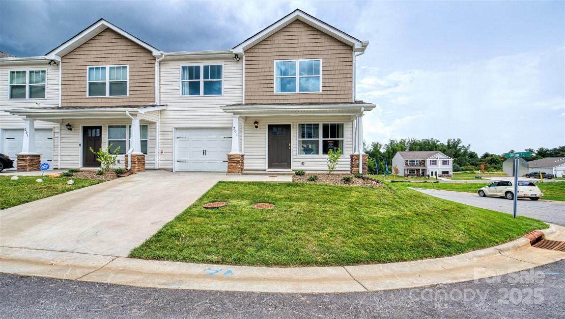 111 Eleanor Cove Road - Photo 1