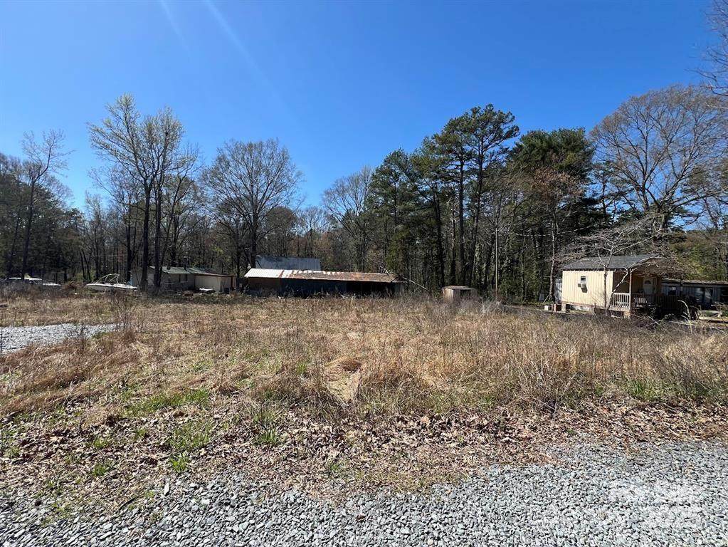 167 Hillcrest Road - Photo 1