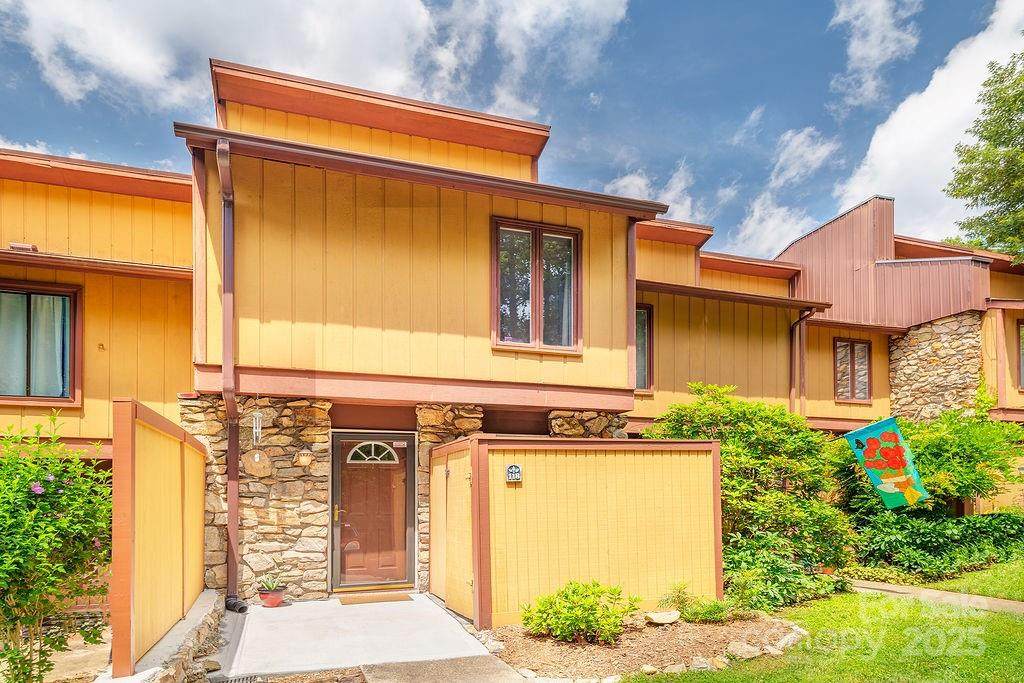 118 Colony Drive - Photo 1