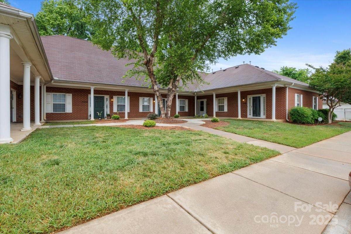7138 Somerset Springs Drive - Photo 1