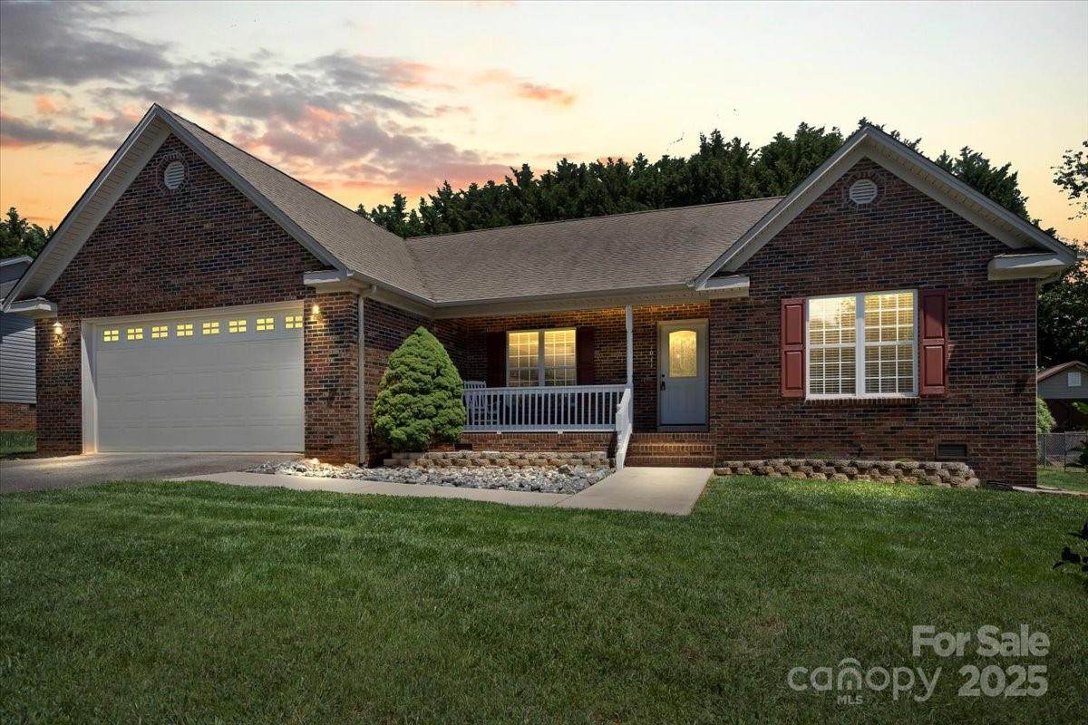 1011 Atherstone Street - Photo 1