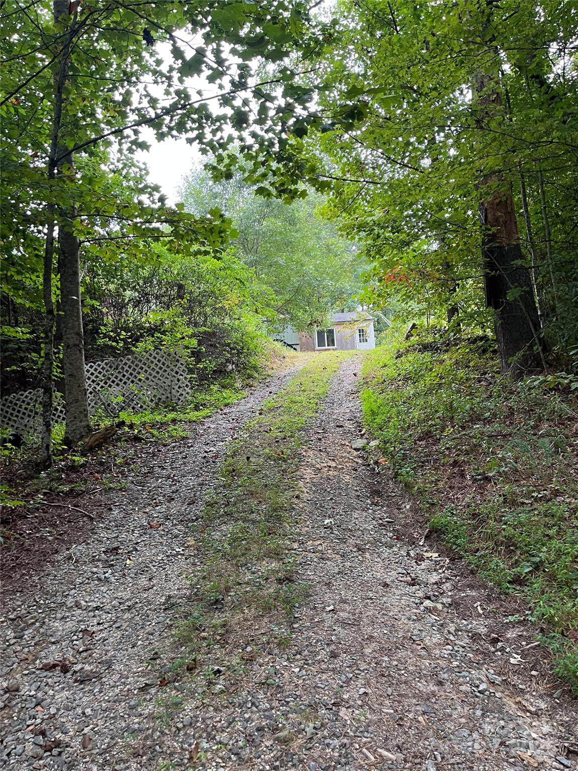 17 Howell Road - Photo 1