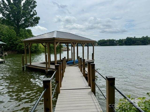 138 Island View Road - Photo 1