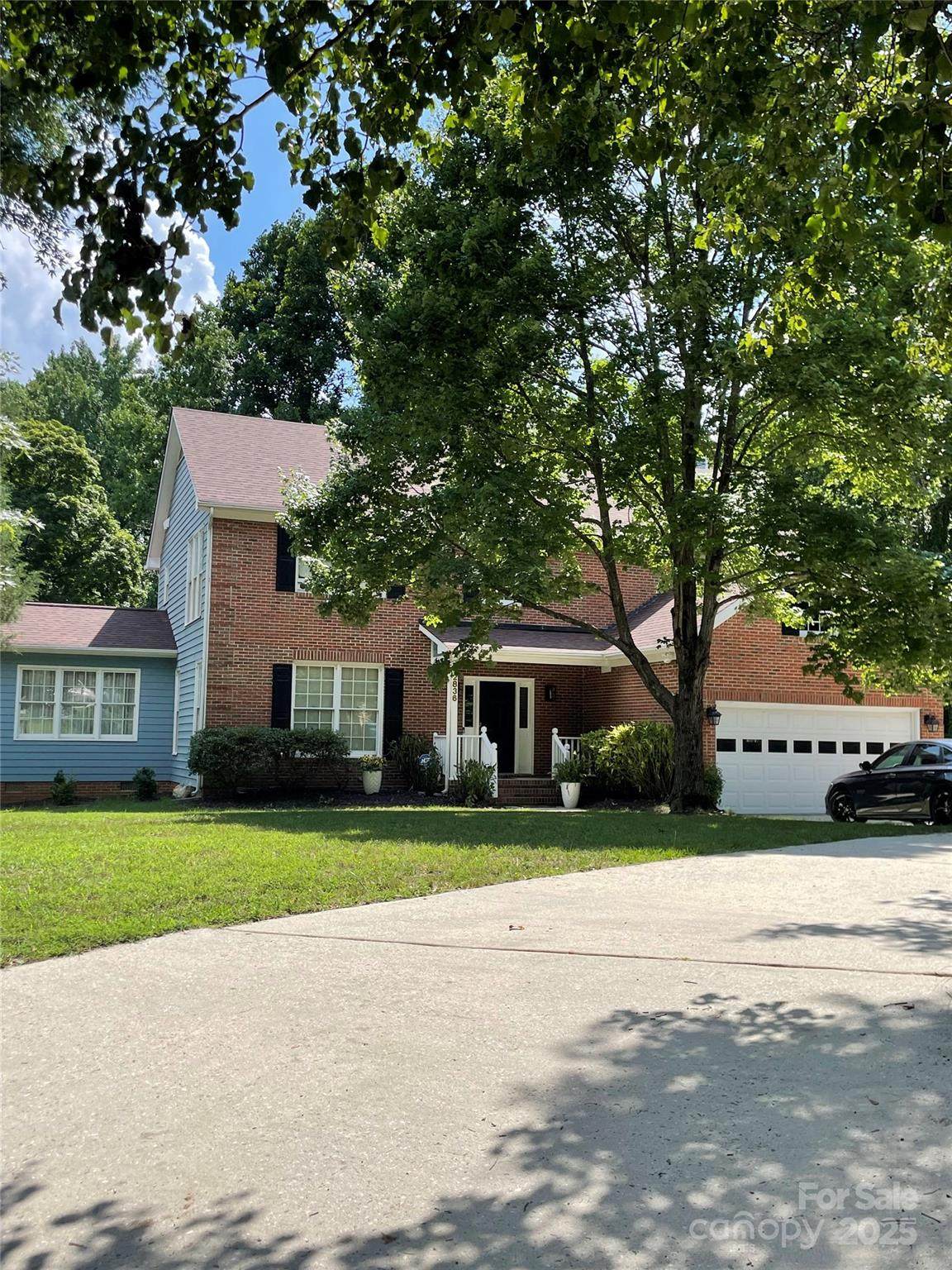 2836 Pickering Road - Photo 1