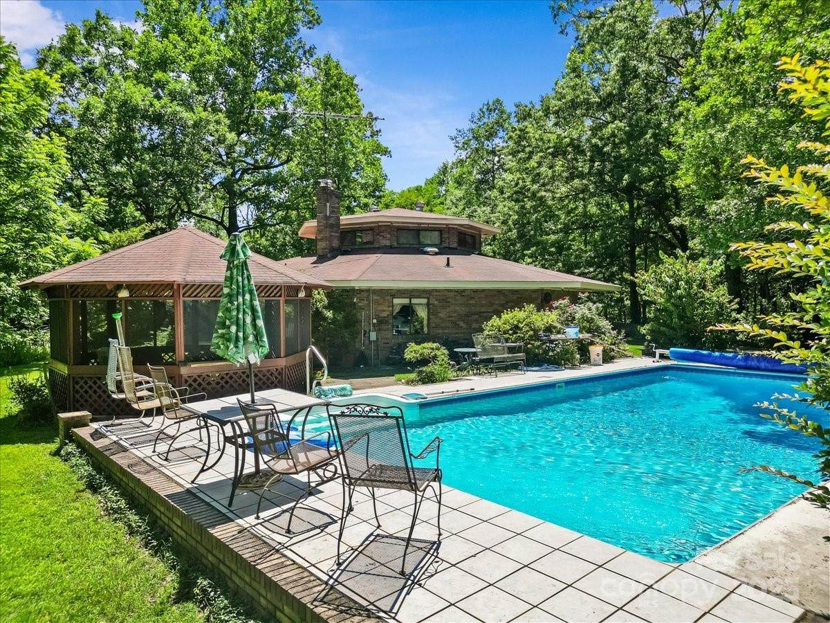 861 Terry Creek Road - Photo 1