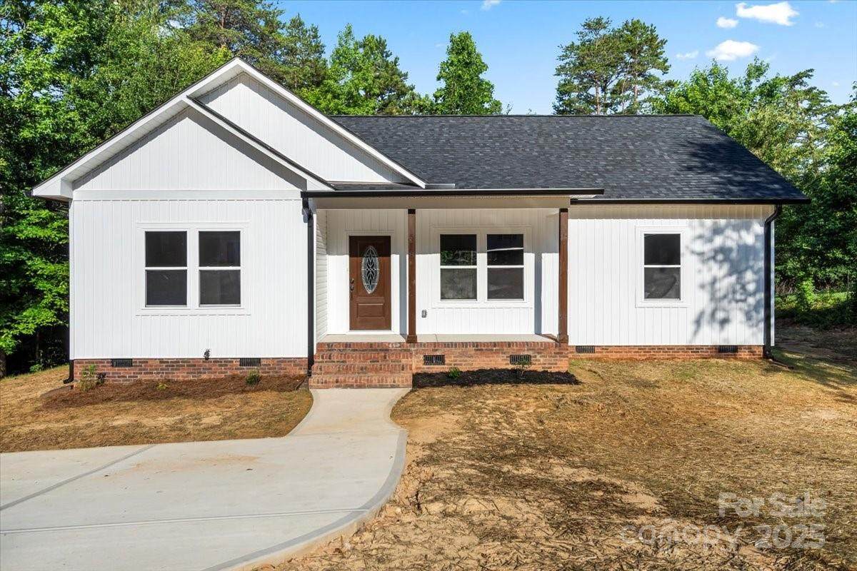 5328 Oaktree Drive - Photo 1