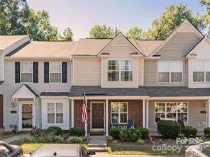 419 Scarlett Lane - Photo 1