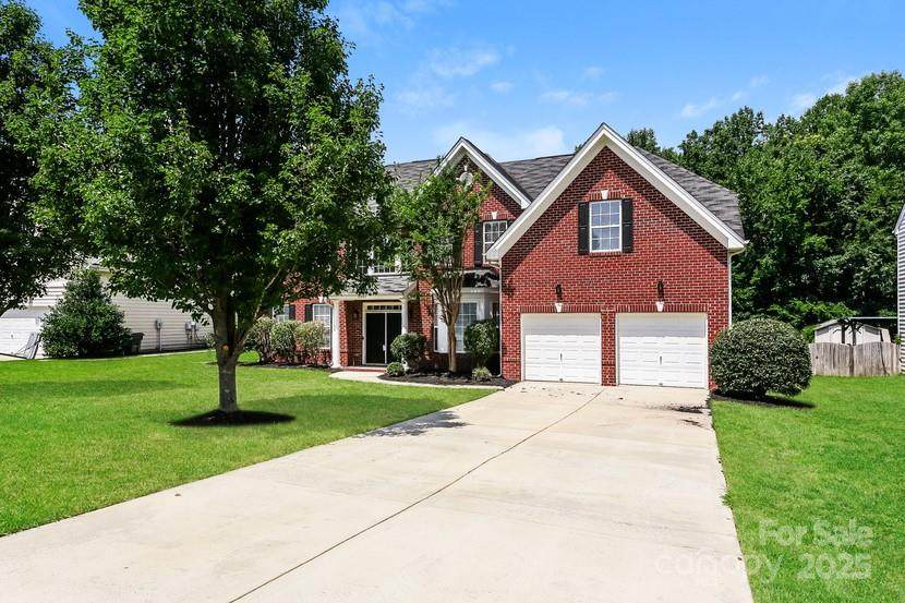 2507 Legacy Park Boulevard - Photo 1