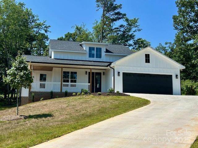 141 Maplewood Court - Photo 1