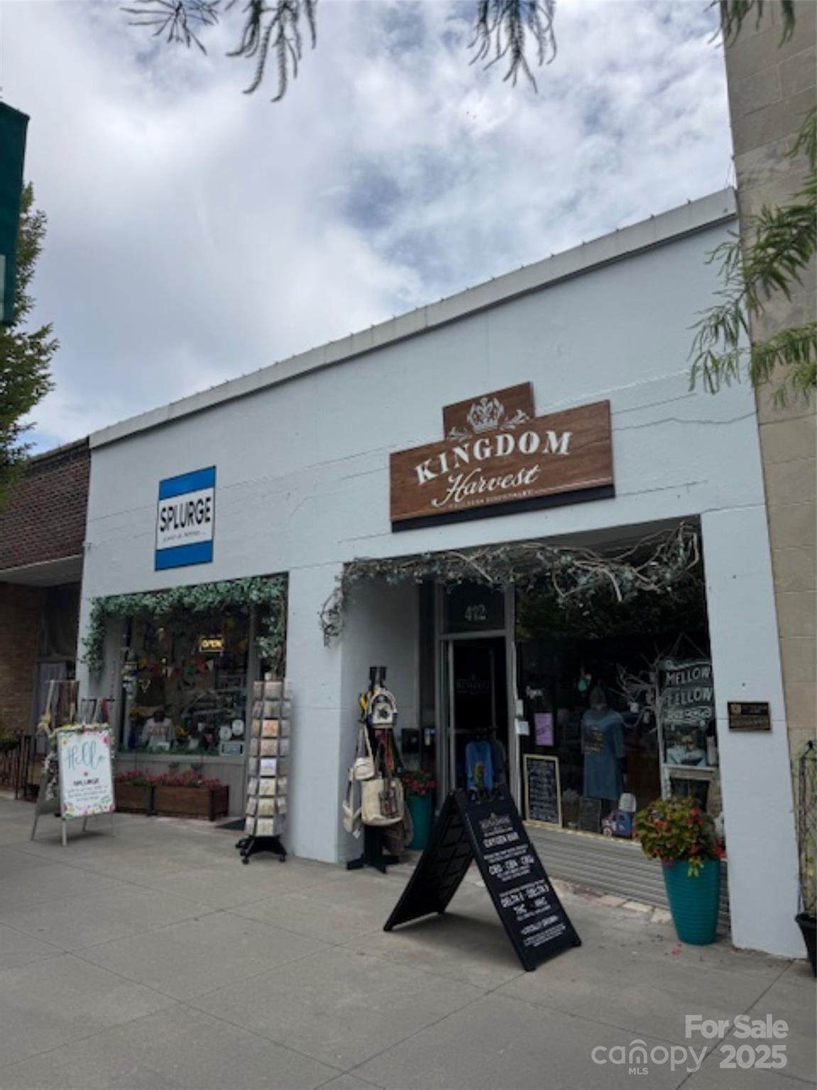 414 Main Street - Photo 1