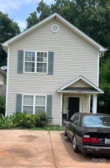 1011 Karendale Avenue - Photo 1