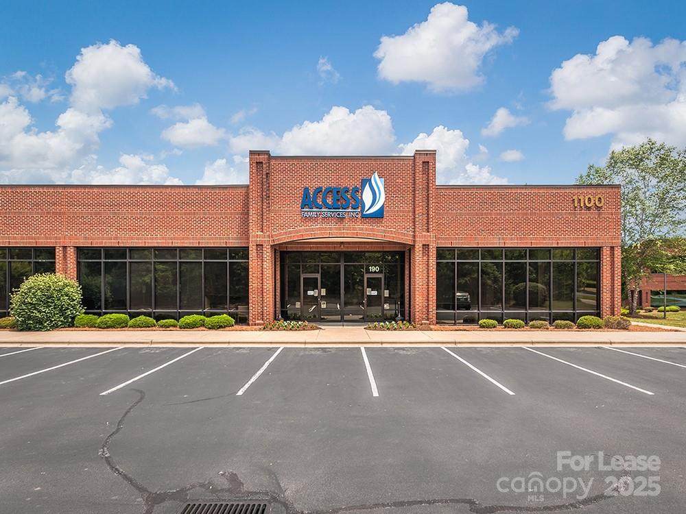 1100 Ridgefield Boulevard - Photo 1