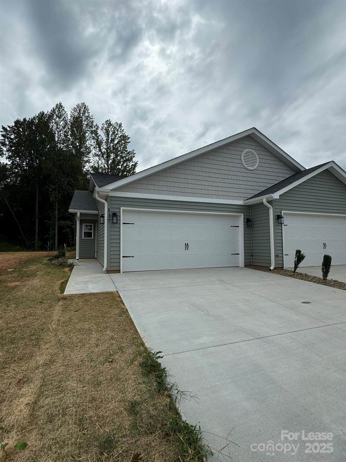 137 Brawley Villas Place - Photo 1