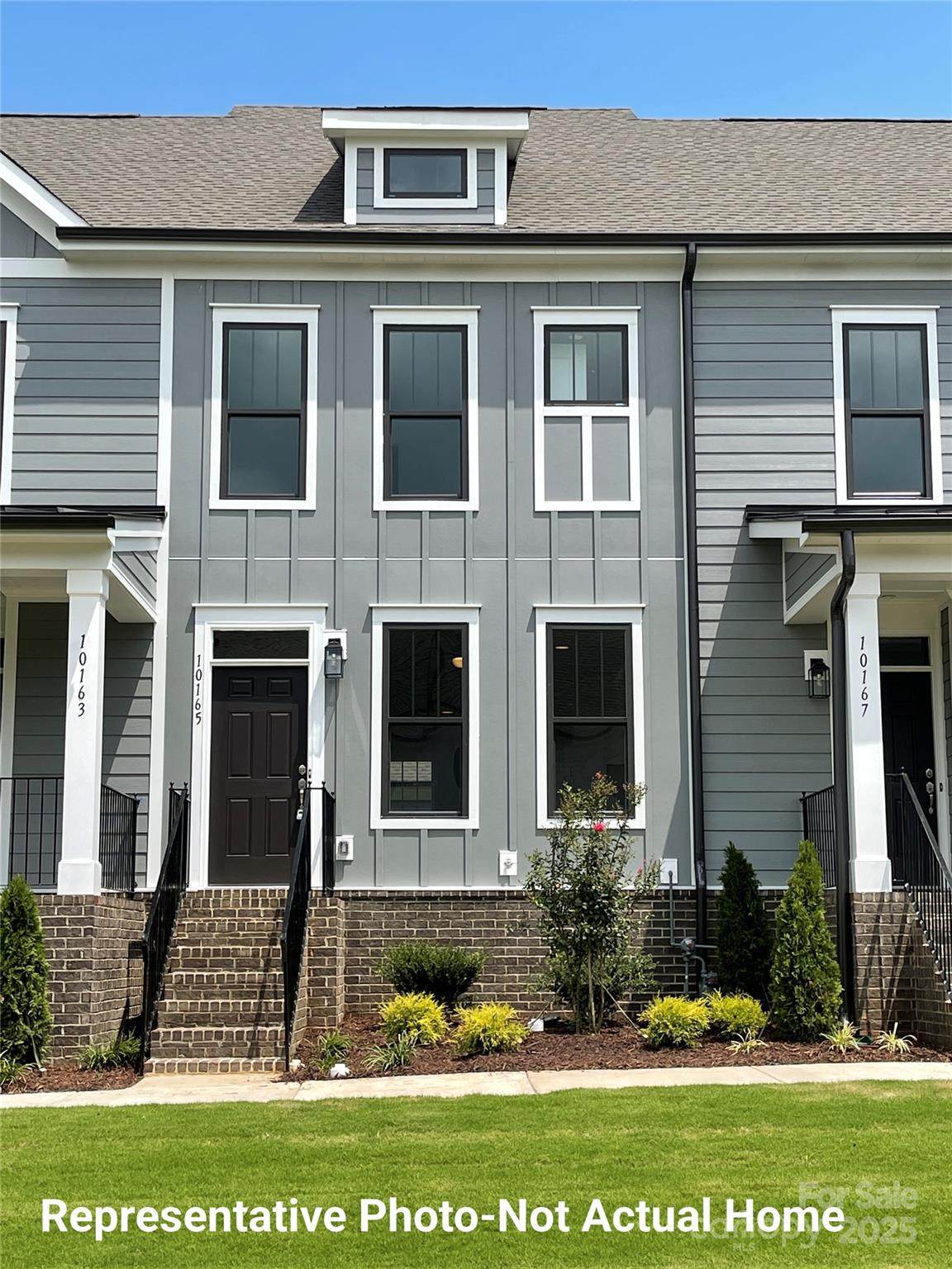 9923 Ansonborough Square - Photo 1