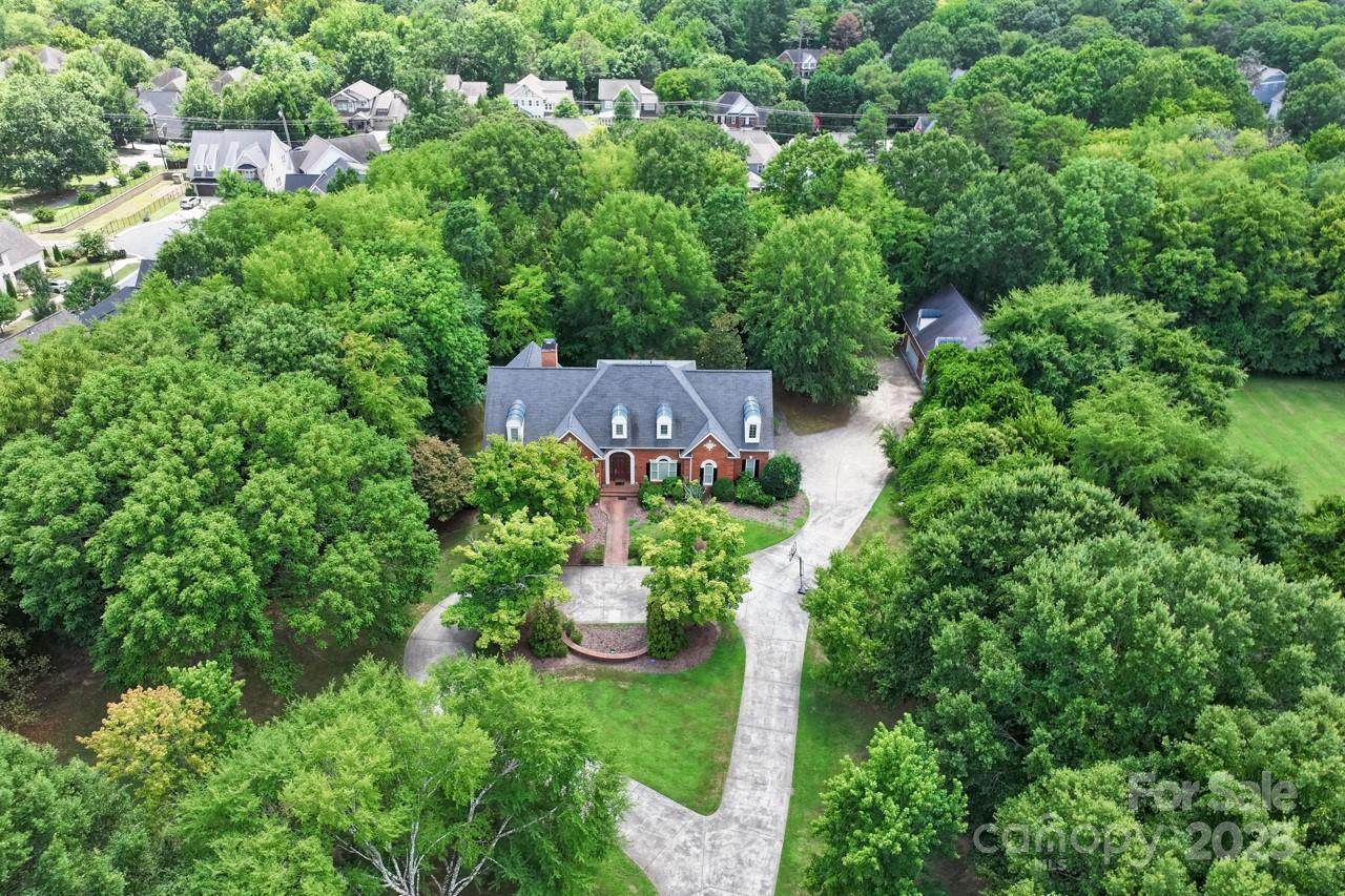 7000 Old Providence Road - Photo 1