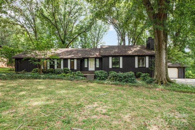 3717 Smokerise Hill Drive - Photo 1