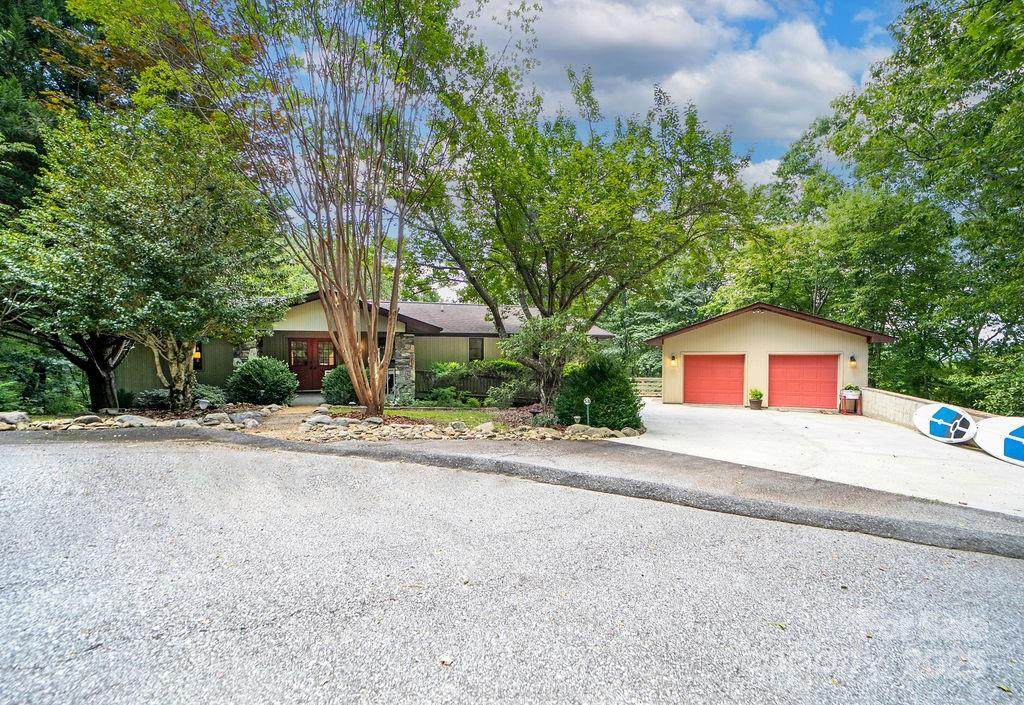 58 Warwaseeta Court - Photo 1