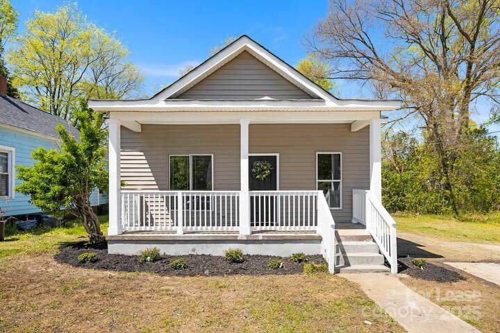 1806 Vinton Street - Photo 1