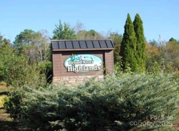 105 Riverview Drive - Photo 1