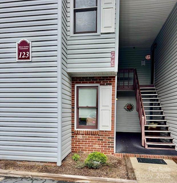 123 23rd Street - Photo 1