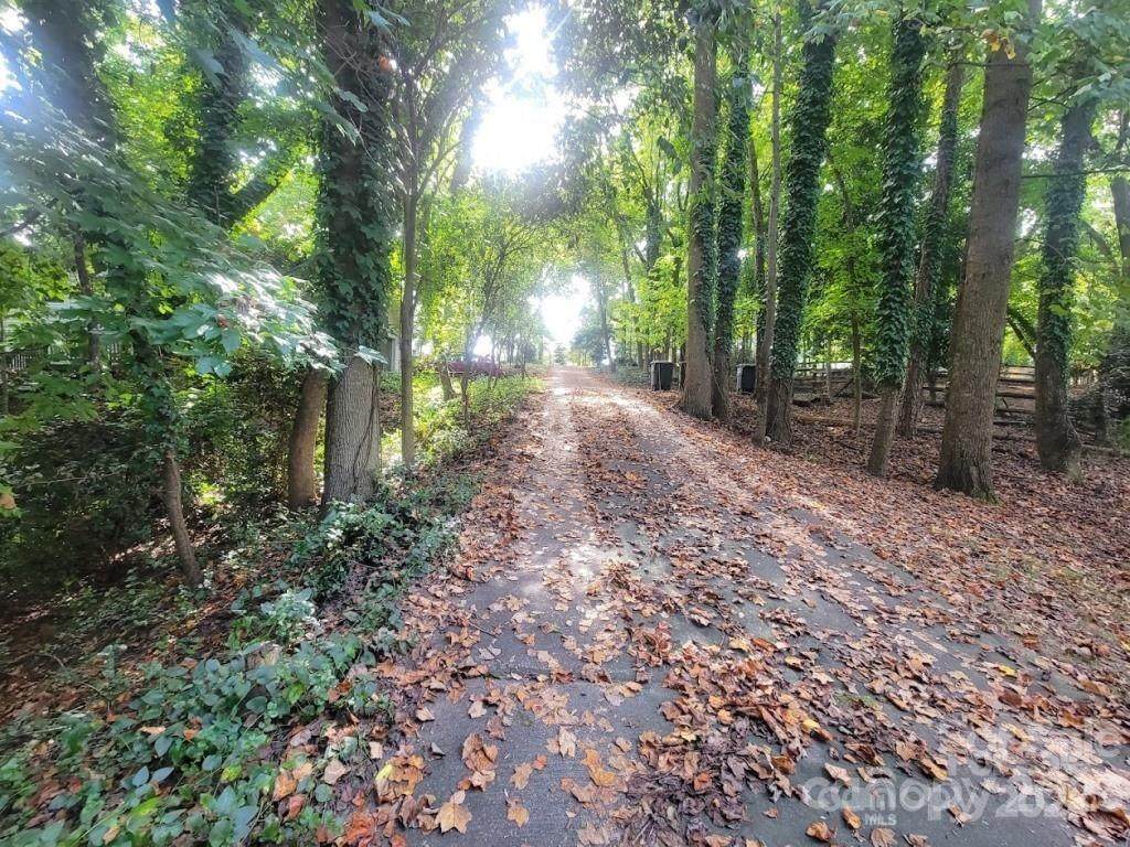 3007 Point Clear Drive - Photo 1