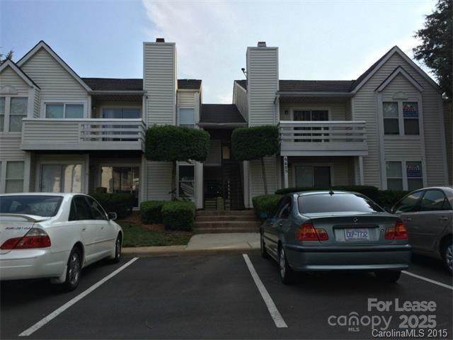 9629 Vinca Circle - Photo 1