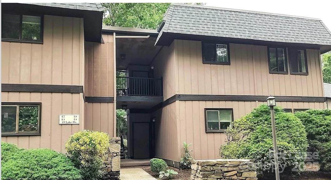 19 Lake Drive - Photo 1