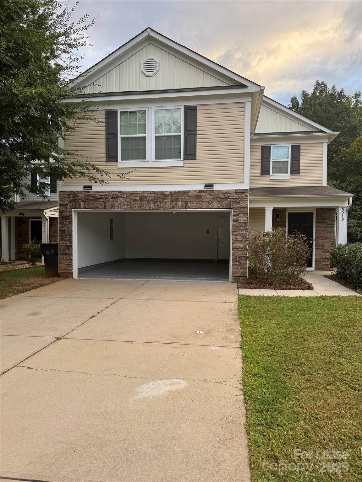 5919 Fazenda Drive - Photo 1