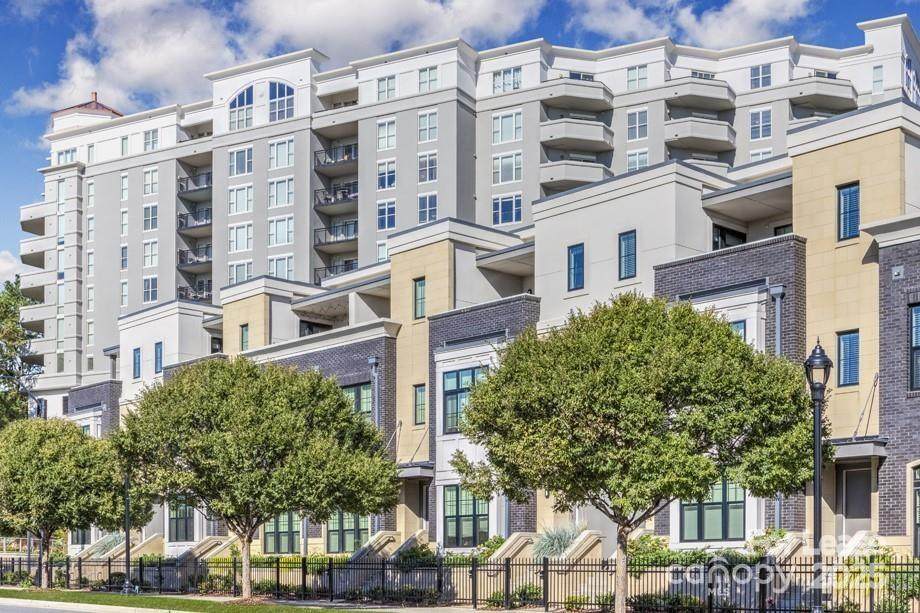 909 Camden Grandview Road - Photo 1