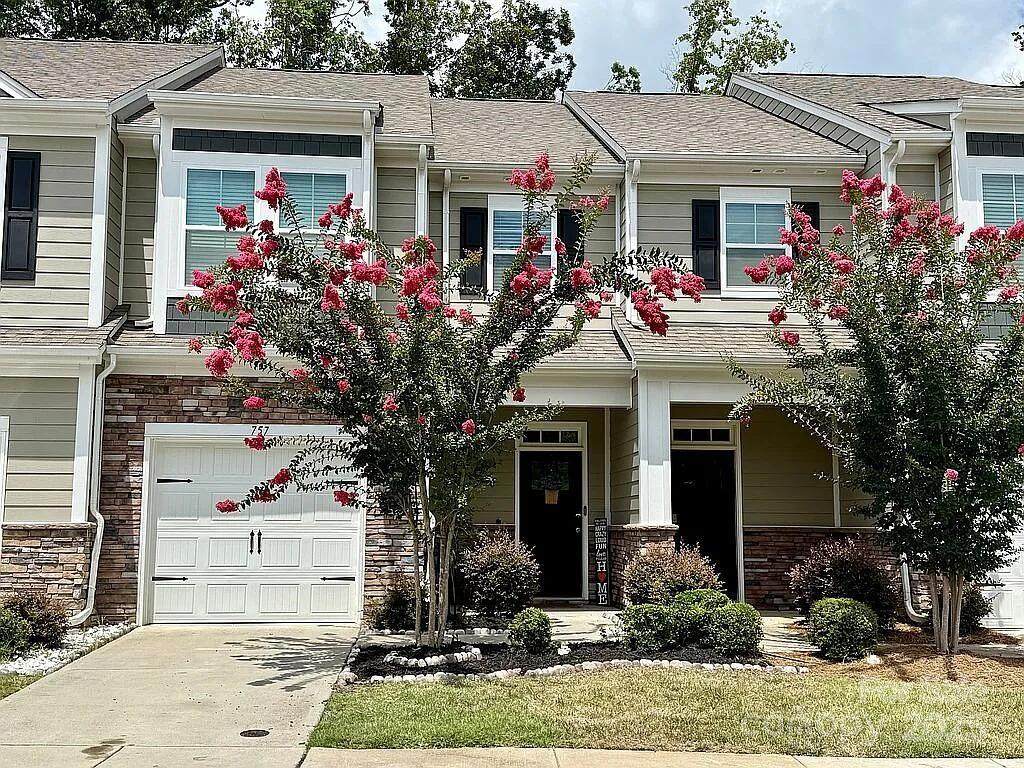 757 Little Bluestem Drive - Photo 1