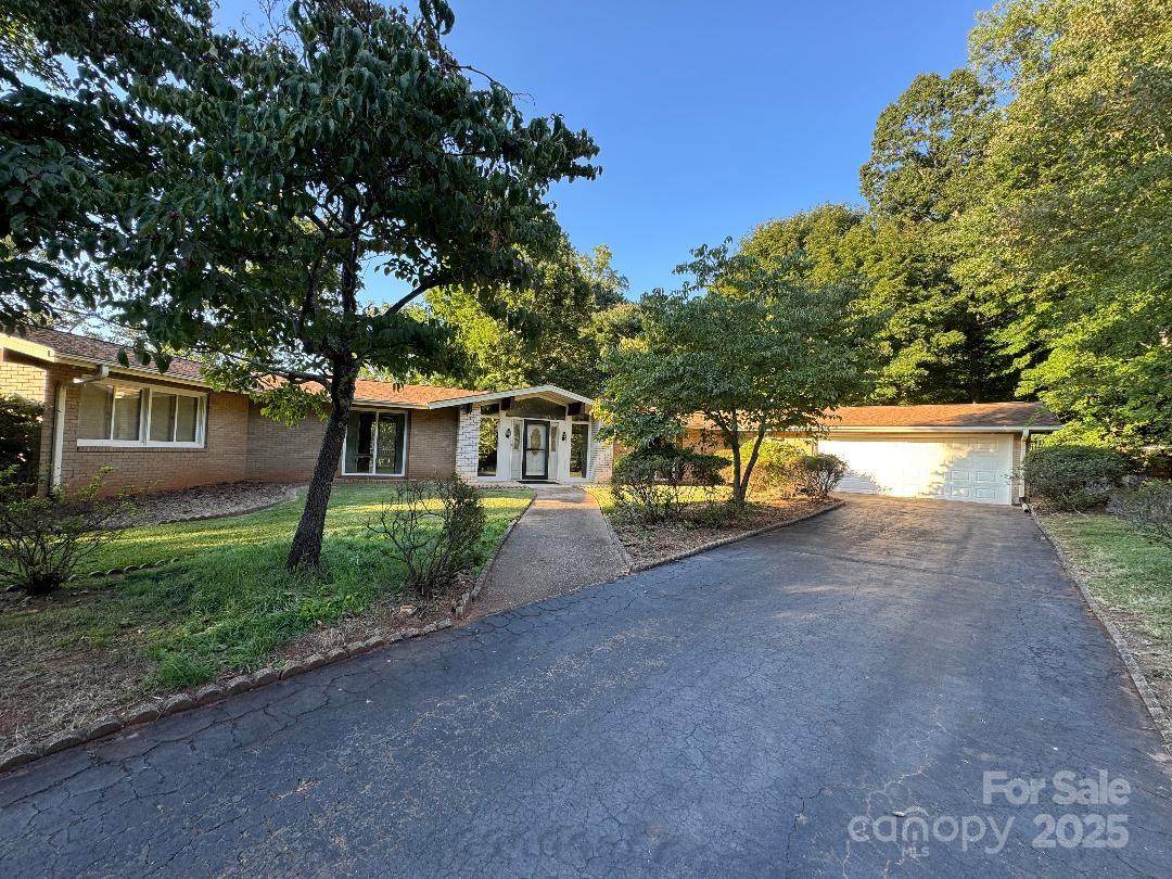 52 Lake Street - Photo 1