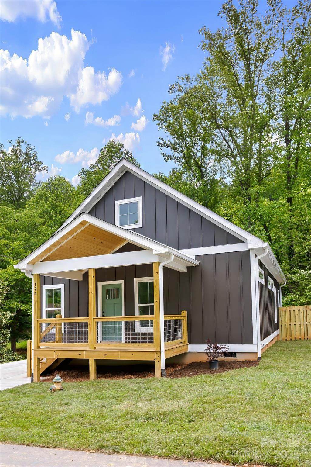 124 Orchard Street - Photo 1
