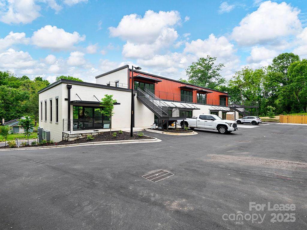 76 Glendale Avenue - Photo 1