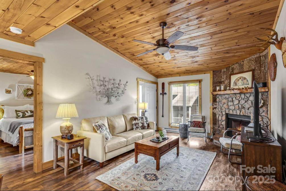 148 Royal Oaks Drive - Photo 1