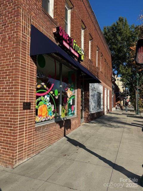 201 Main Street - Photo 1