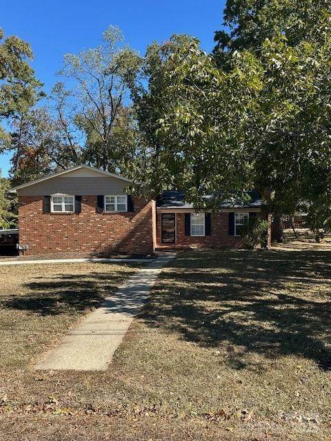 847 Kathryn Drive - Photo 1