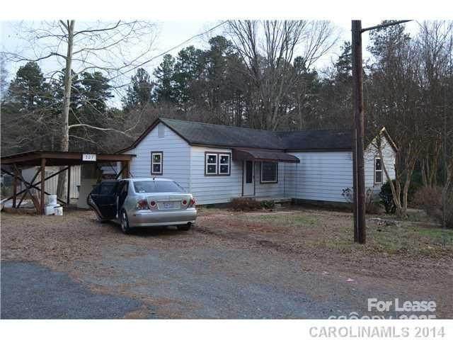 207 Atkinson Drive - Photo 1