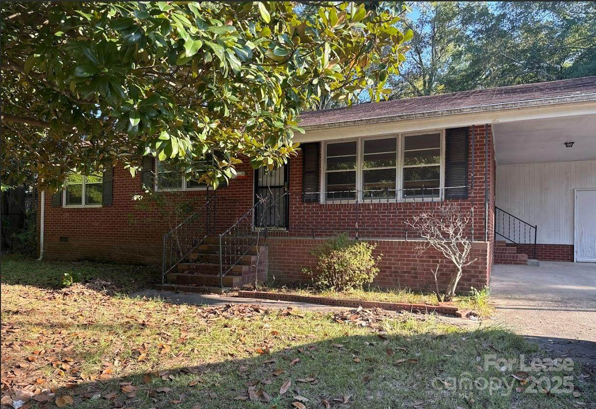 215 Springs Street - Photo 1