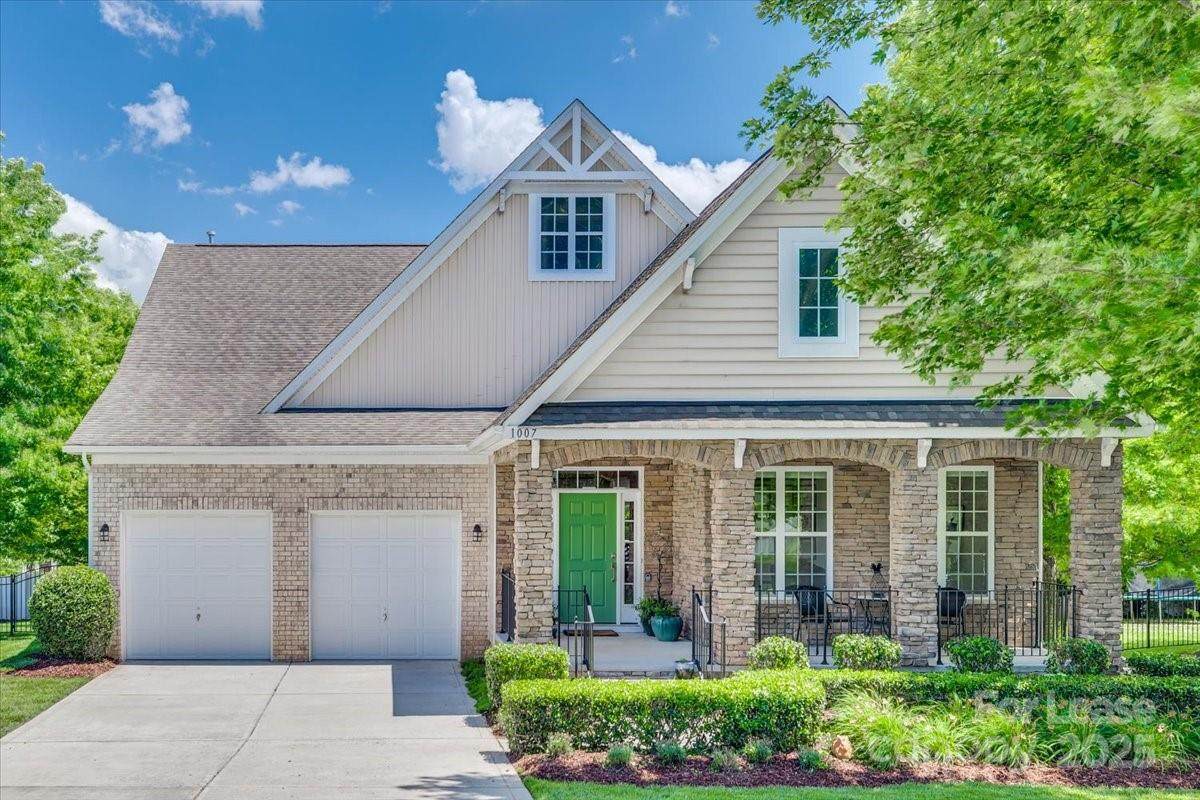 1007 Kaiser Way - Photo 1