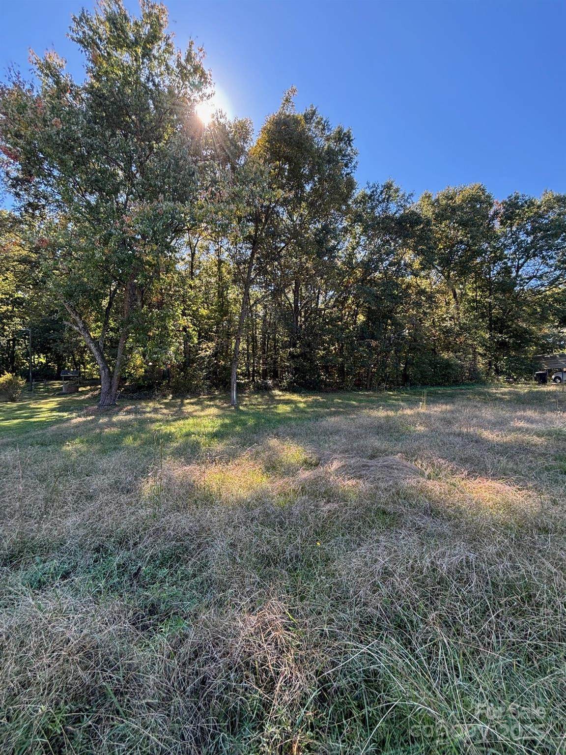 - Pinewood Circle - Photo 1