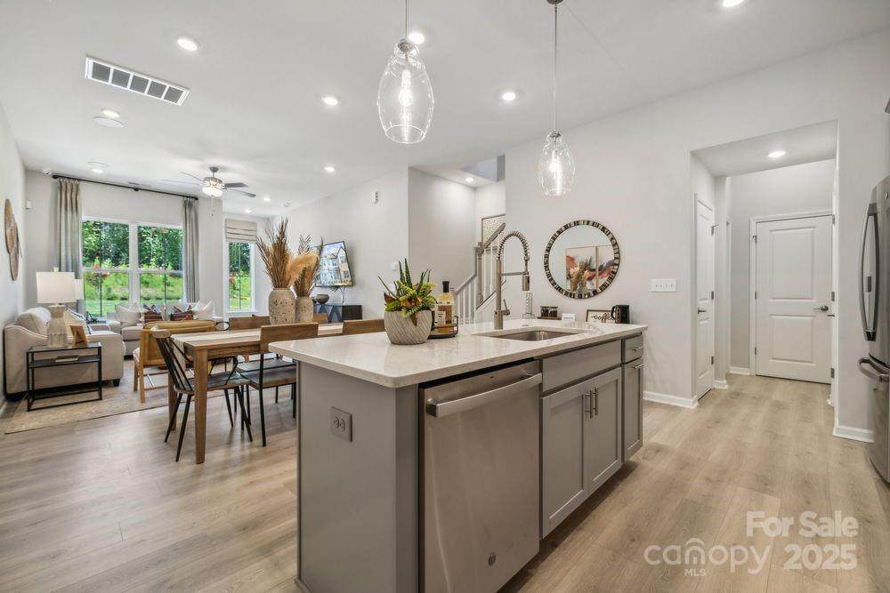 3159 Beacon Heights Road - Photo 1