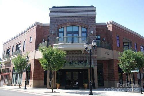 720 Governor Morrison Street - Photo 1