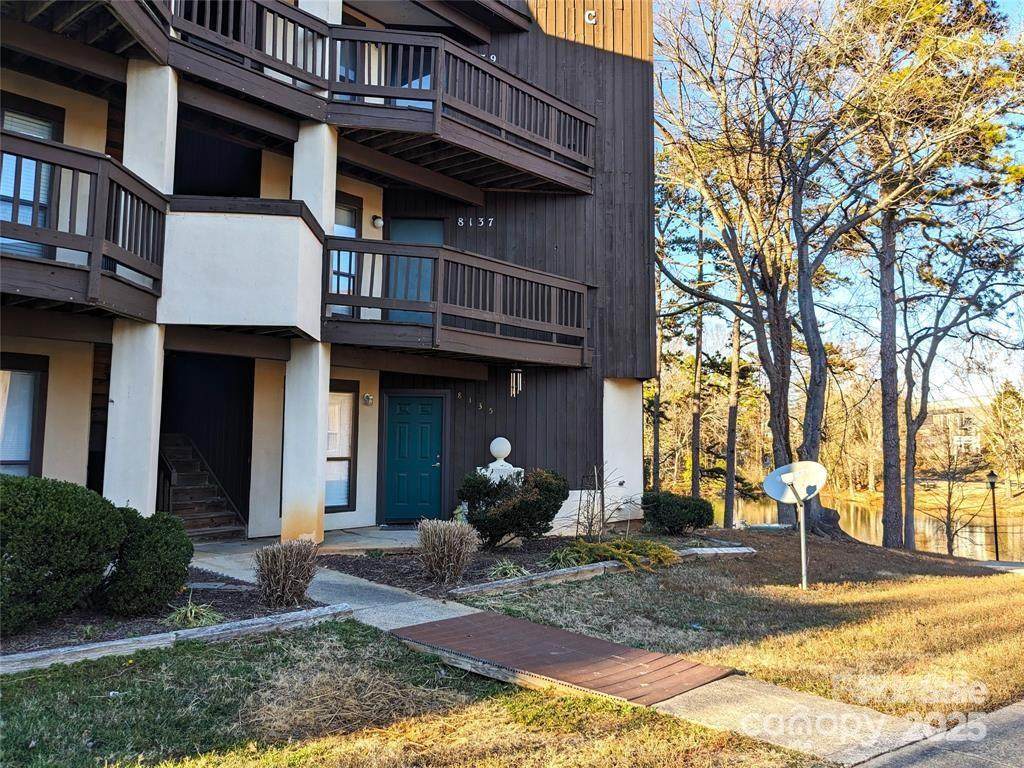 8137 Cedar Glen Drive - Photo 1